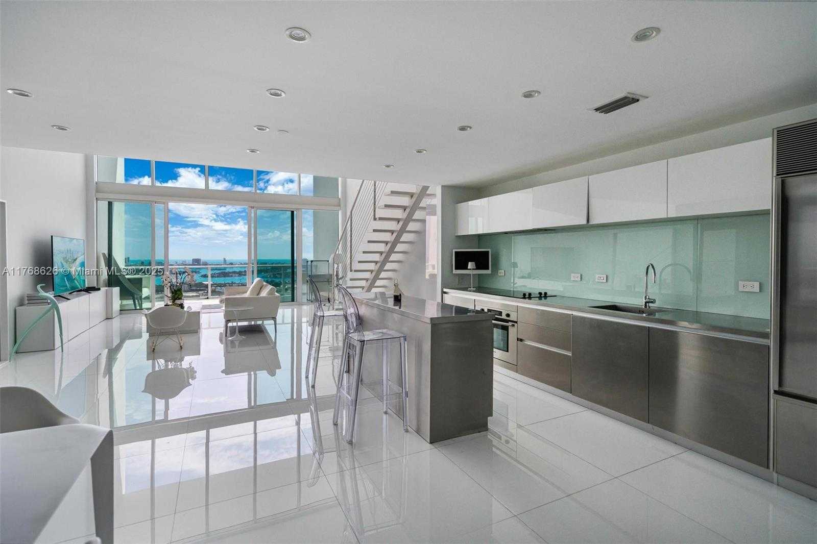 Small Image of 1040 BISCAYNE BLVD #3602, Miami Number 10