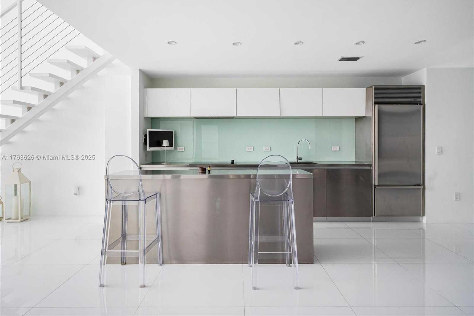 Small Image of 1040 BISCAYNE BLVD #3602, Miami Number 12