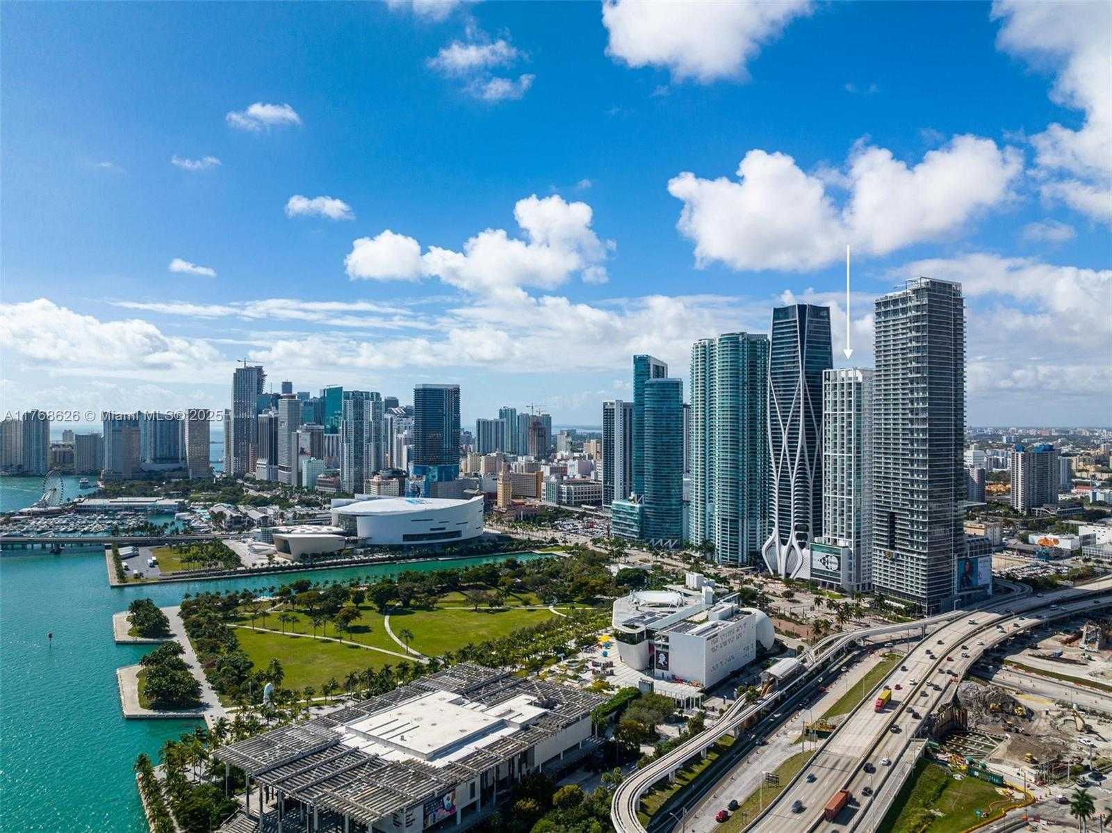 Small Image of 1040 BISCAYNE BLVD #3602, Miami Number 22