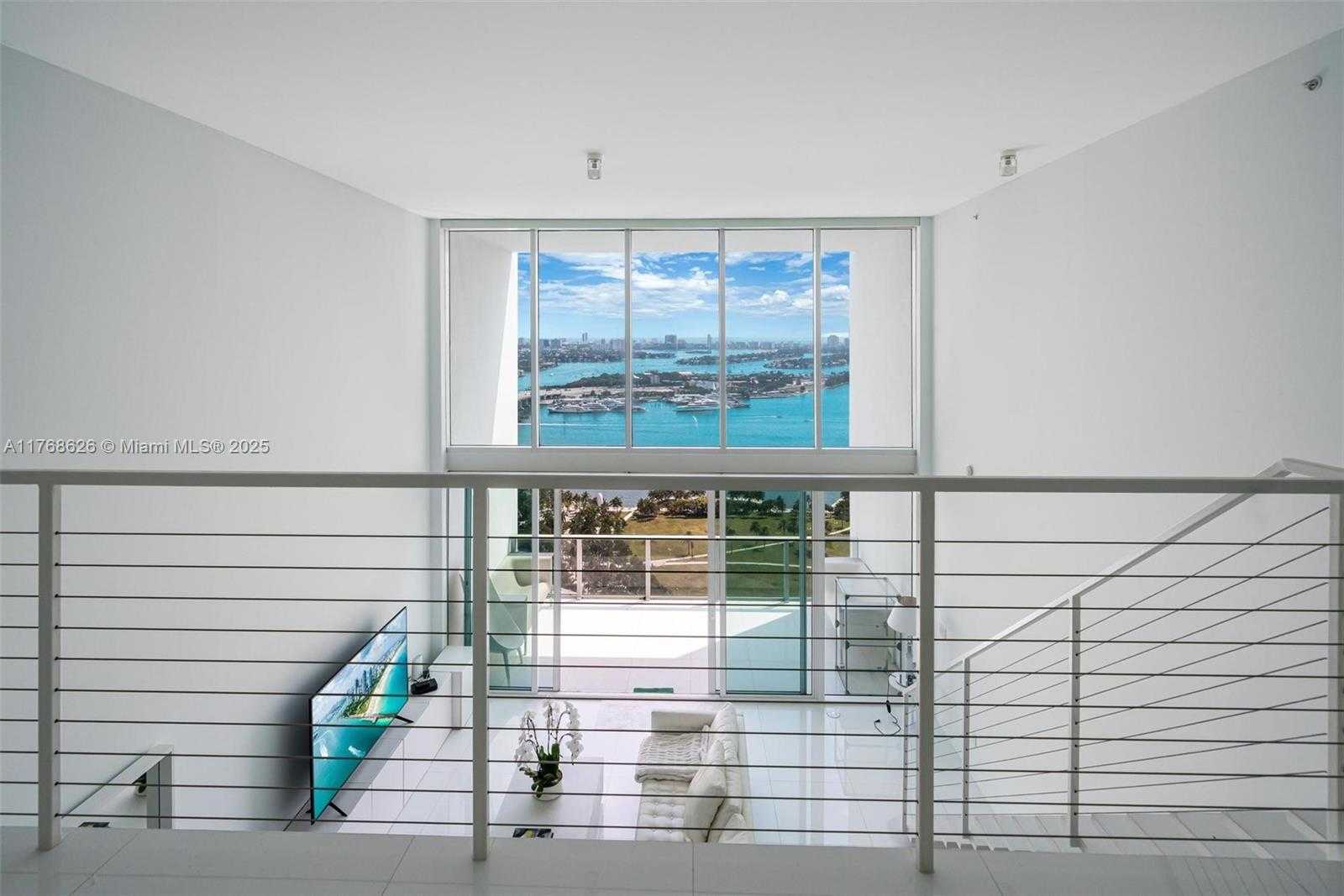 Small Image of 1040 BISCAYNE BLVD #3602, Miami Number 8