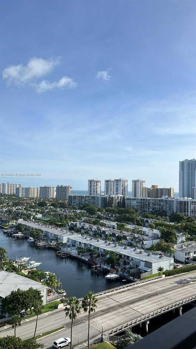 Small Image of 2500 PARKVIEW DR #1610, Hallandale Beach Number 15