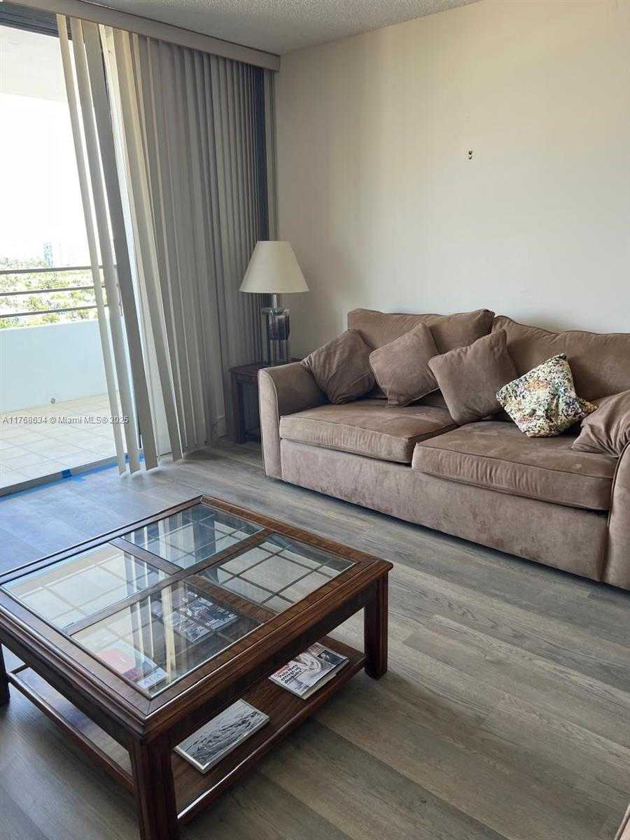 Small Image of 2500 PARKVIEW DR #1610, Hallandale Beach Number 2