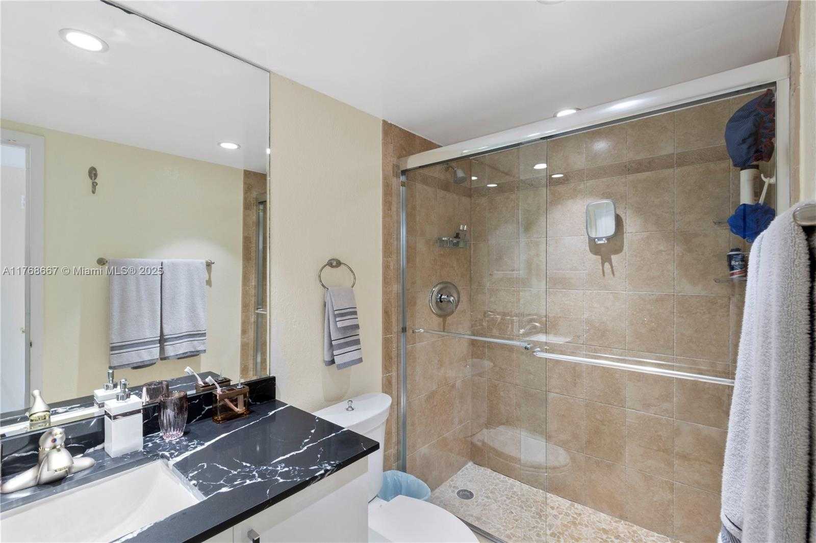 Small Image of 2030 SOUTH OCEAN DR #1820, Hallandale Beach Number 20