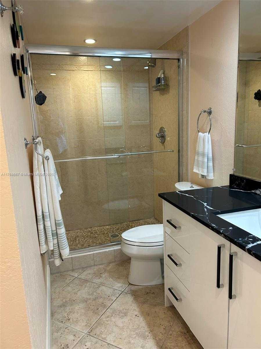 Small Image of 2030 SOUTH OCEAN DR #1820, Hallandale Beach Number 35