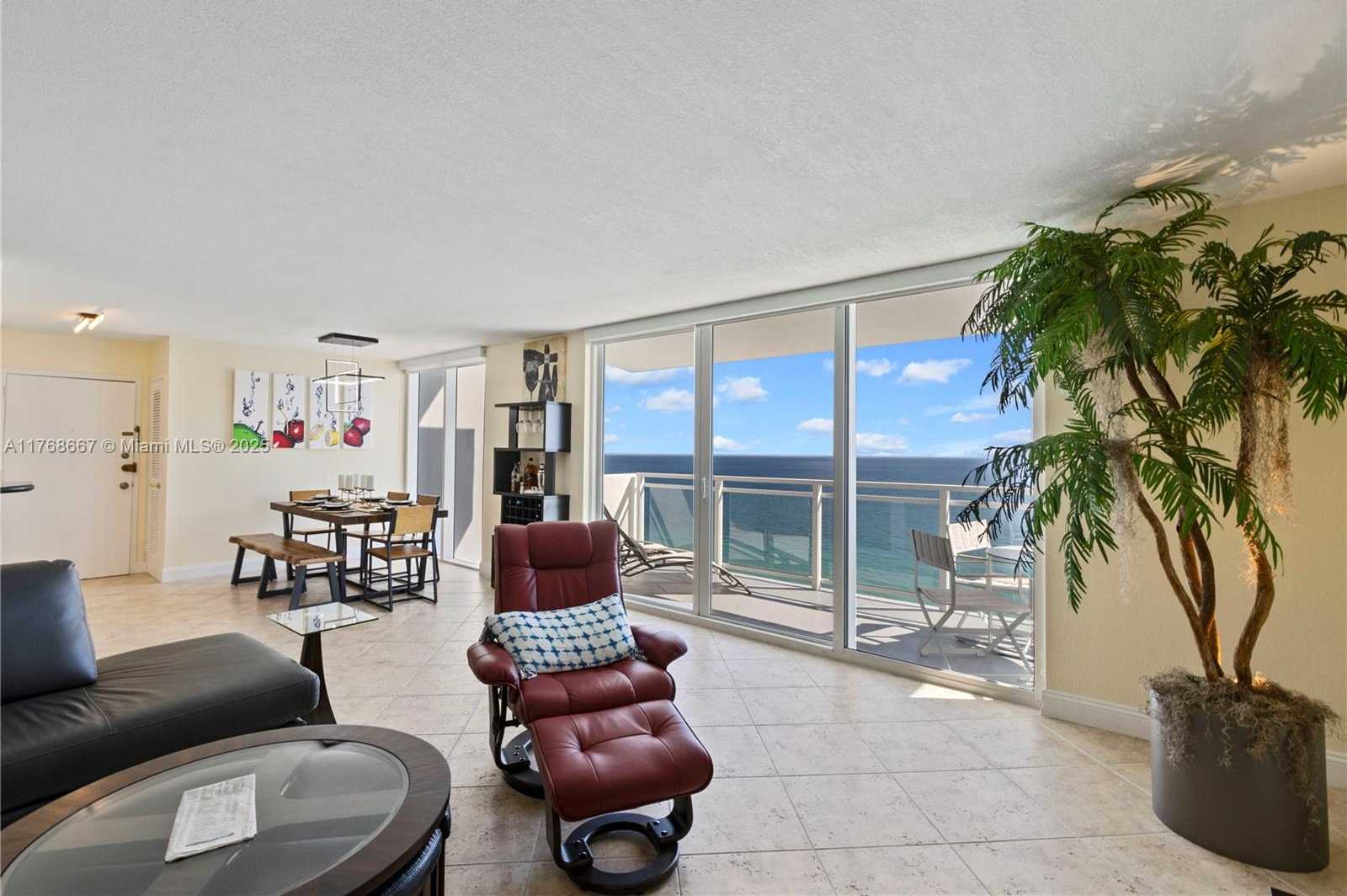 Small Image of 2030 SOUTH OCEAN DR #1820, Hallandale Beach Number 5