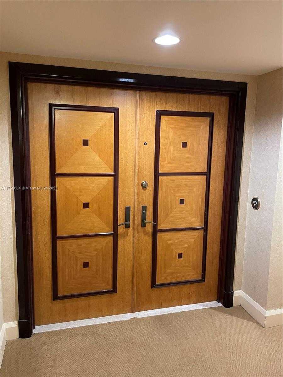 Small Image of 17555 COLLINS AVE #1906, Sunny Isles Beach Number 15