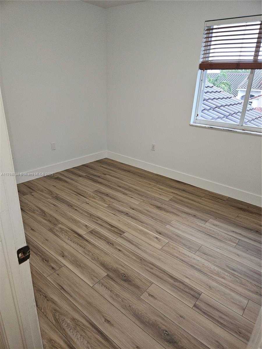 Small Image of 10101 SOUTH WEST 154TH CIR CT #106-11, Miami Number 19