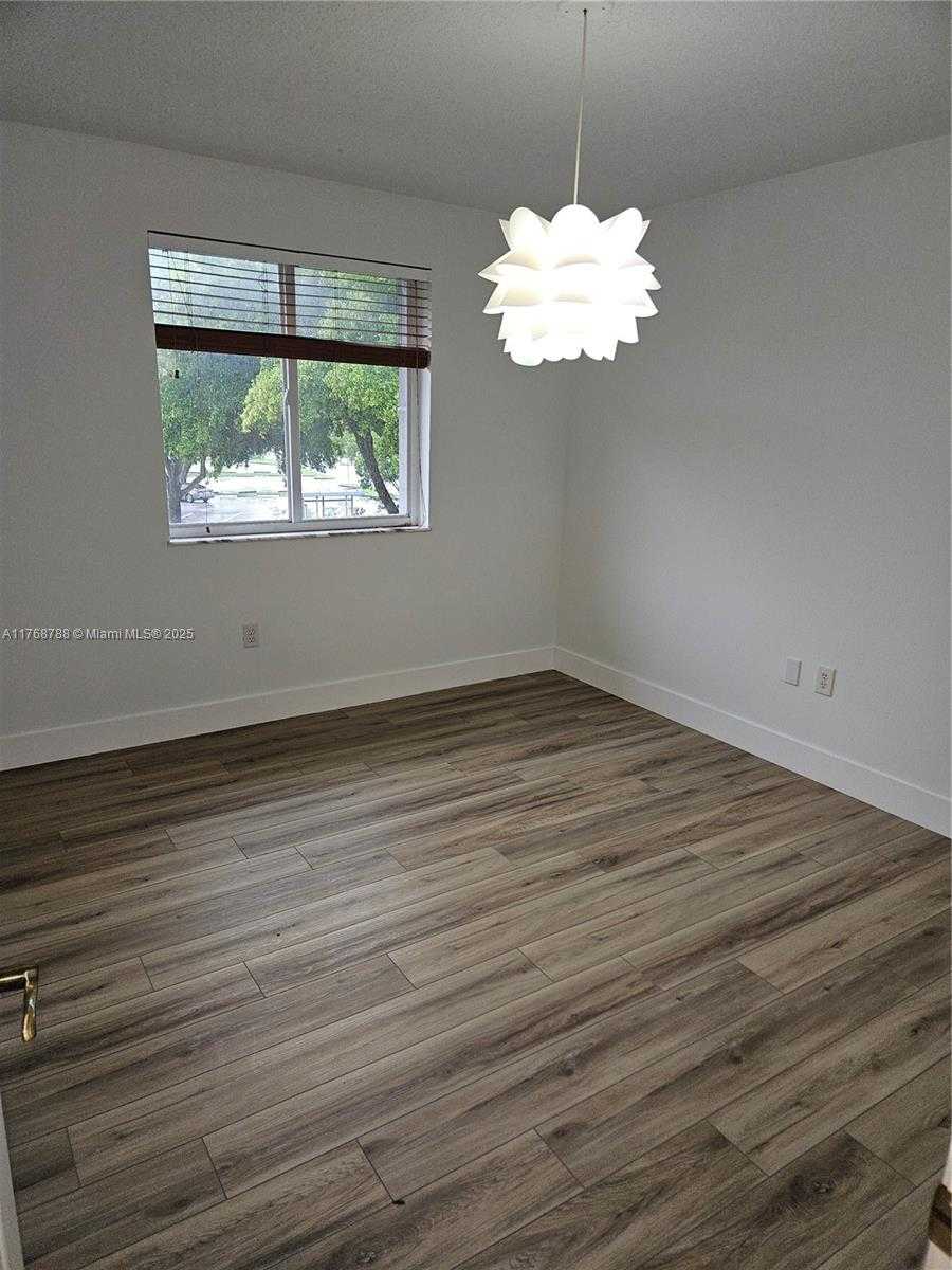 Small Image of 10101 SOUTH WEST 154TH CIR CT #106-11, Miami Number 21
