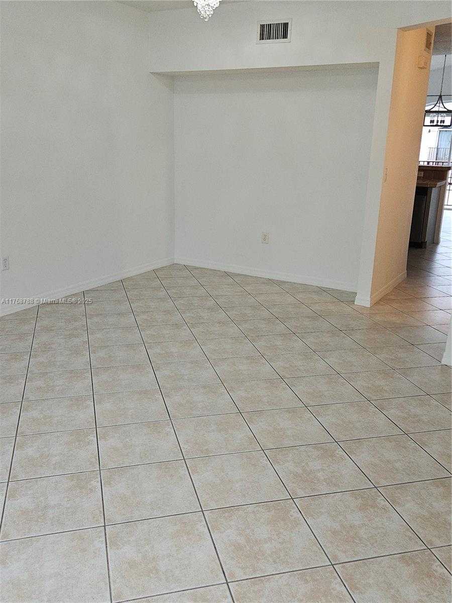 Small Image of 10101 SOUTH WEST 154TH CIR CT #106-11, Miami Number 27