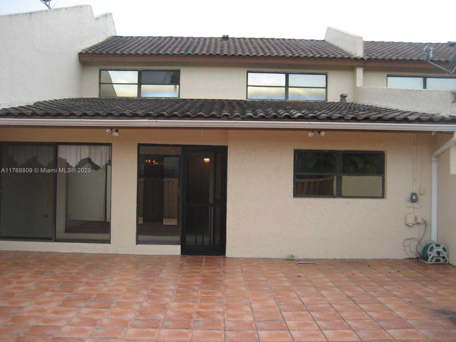 Small Image of 8589 SOUTH WEST 115 PL, Miami Number 2