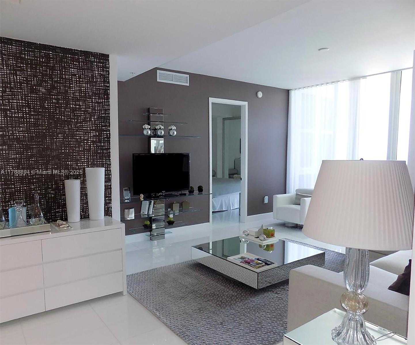 Small Image of 18201 COLLINS AVE #3906, Sunny Isles Beach Number 2