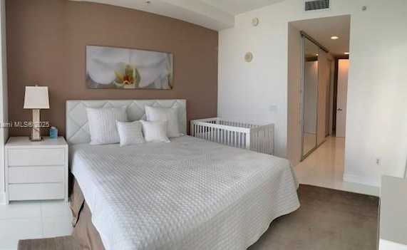 Small Image of 18201 COLLINS AVE #3906, Sunny Isles Beach Number 32