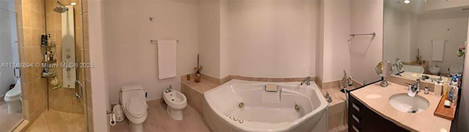 Small Image of 18201 COLLINS AVE #3906, Sunny Isles Beach Number 34