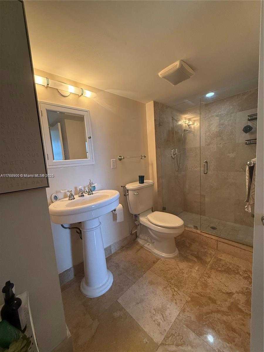 Small Image of 20335 WEST COUNTRY CLUB #1208, Aventura Number 15
