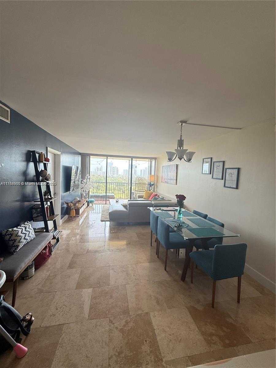 Small Image of 20335 WEST COUNTRY CLUB #1208, Aventura Number 2