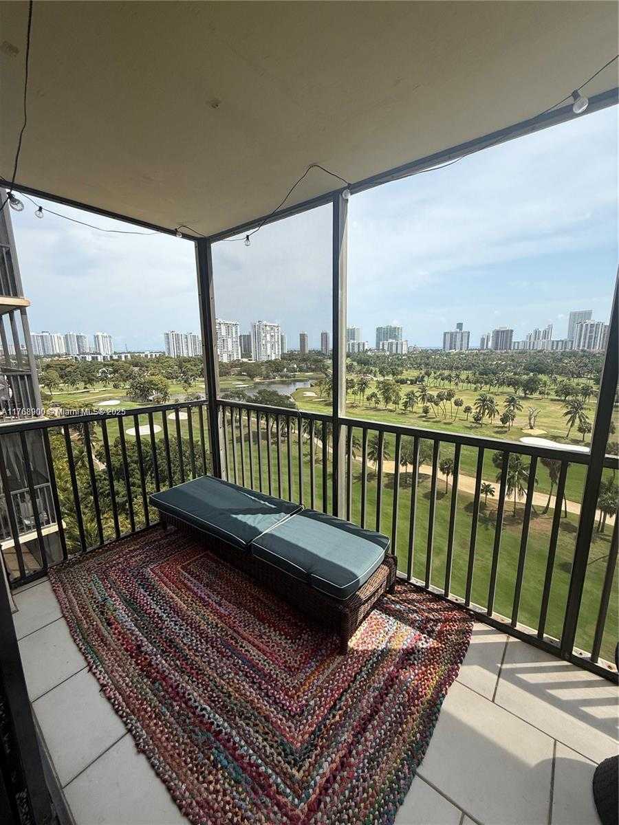 Small Image of 20335 WEST COUNTRY CLUB #1208, Aventura Number 4