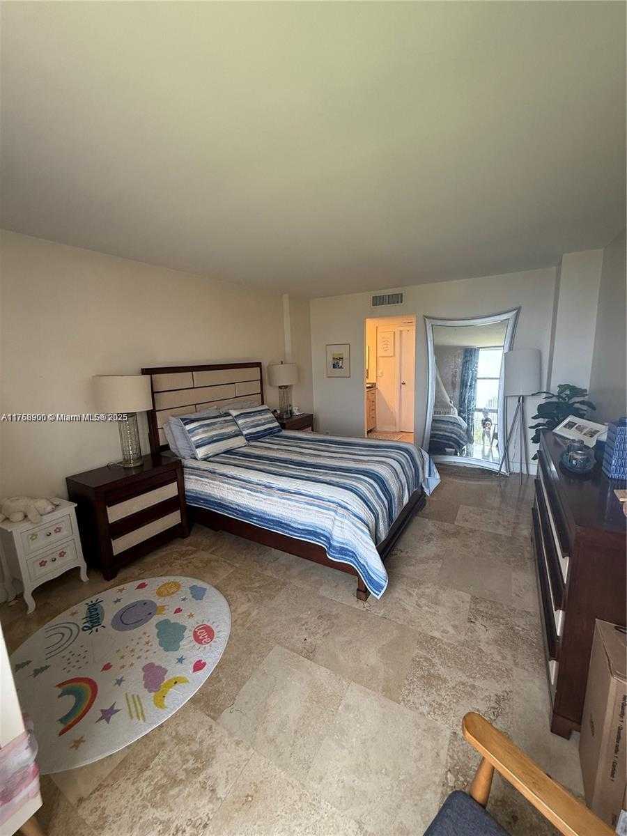 Small Image of 20335 WEST COUNTRY CLUB #1208, Aventura Number 8