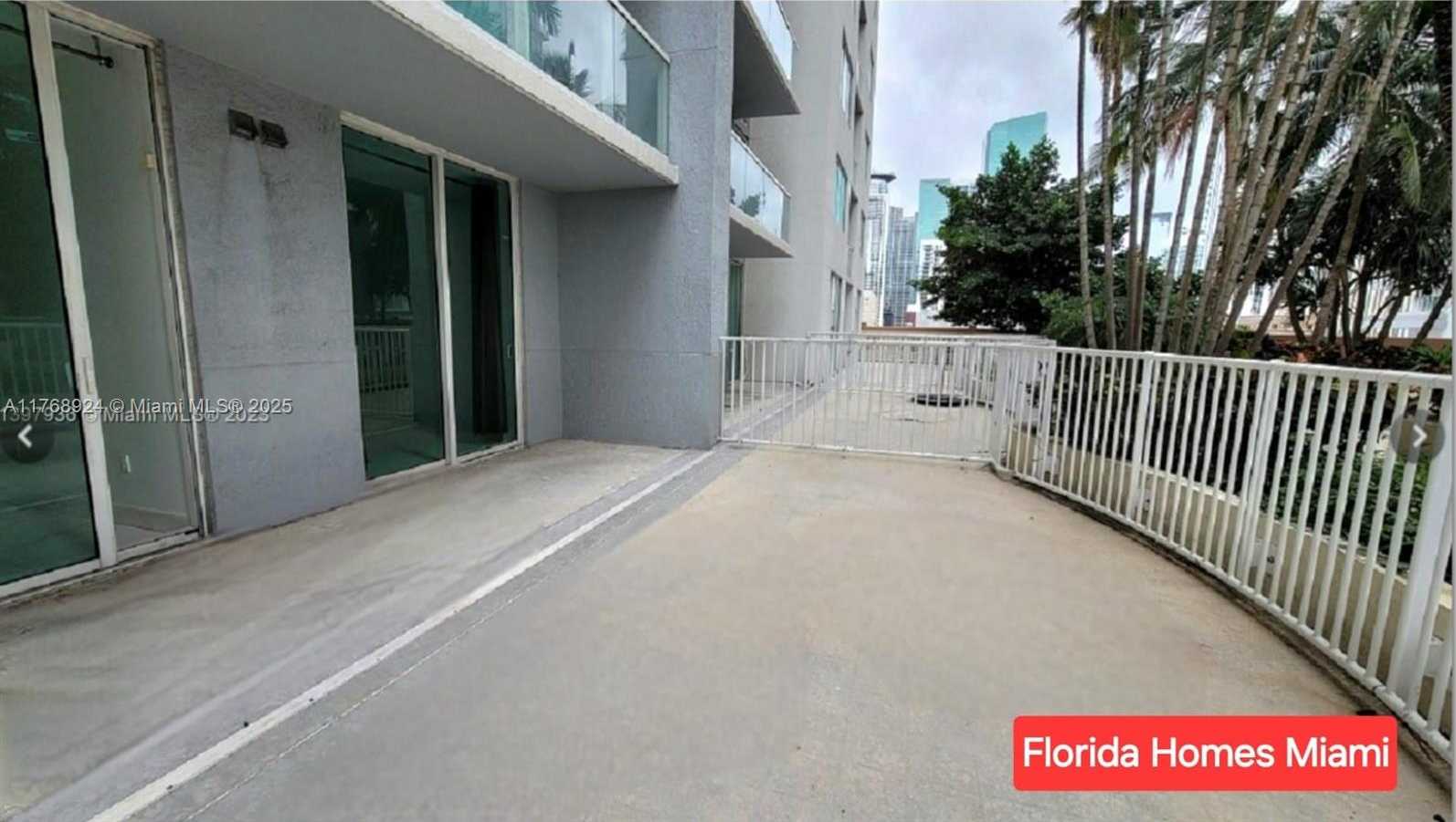 Small Image of 253 NE 2nd St, Miami, FL 33132, USA Number 21