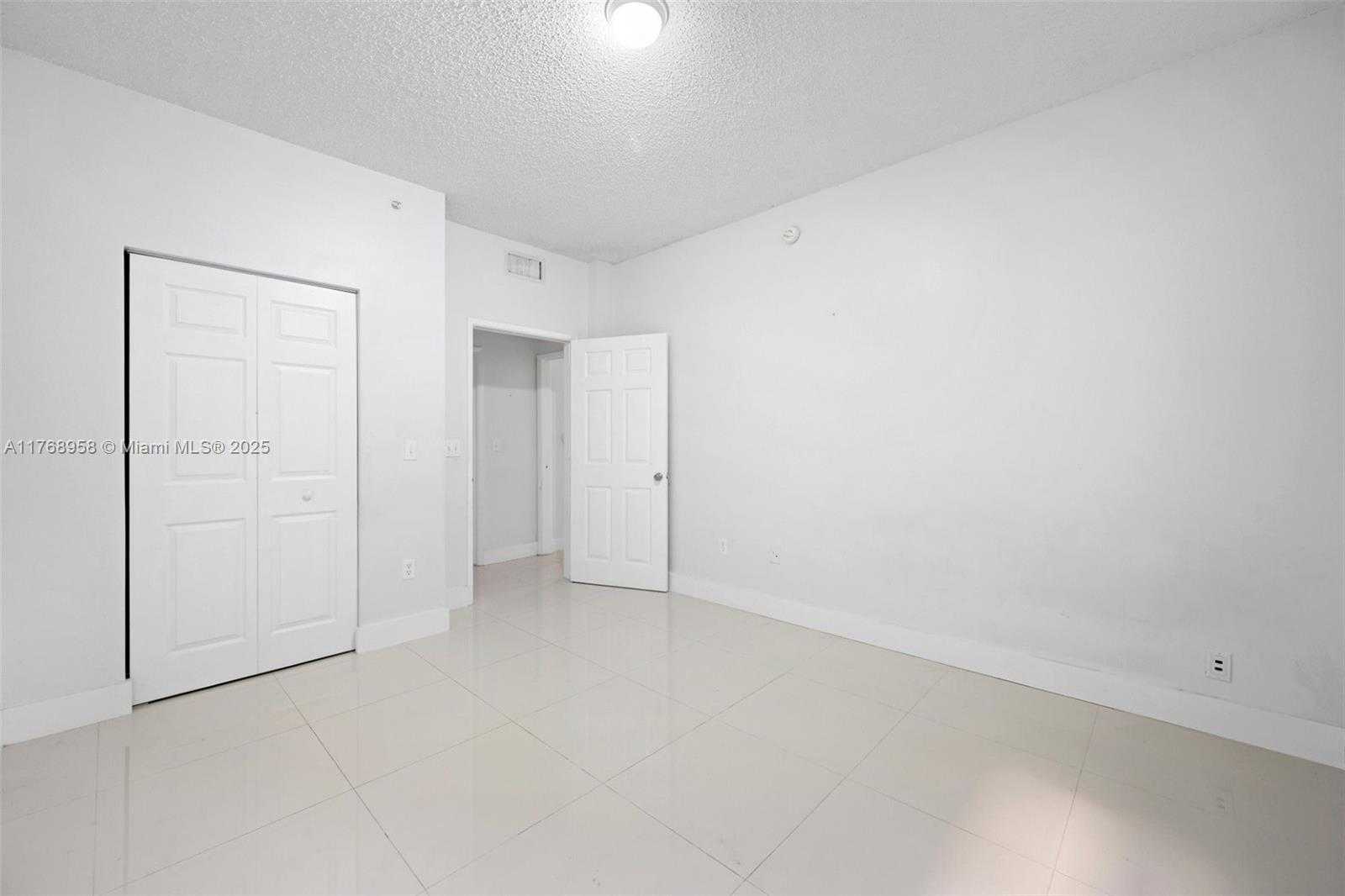 Small Image of 1900 VAN BUREN ST #106B, Hollywood Number 16