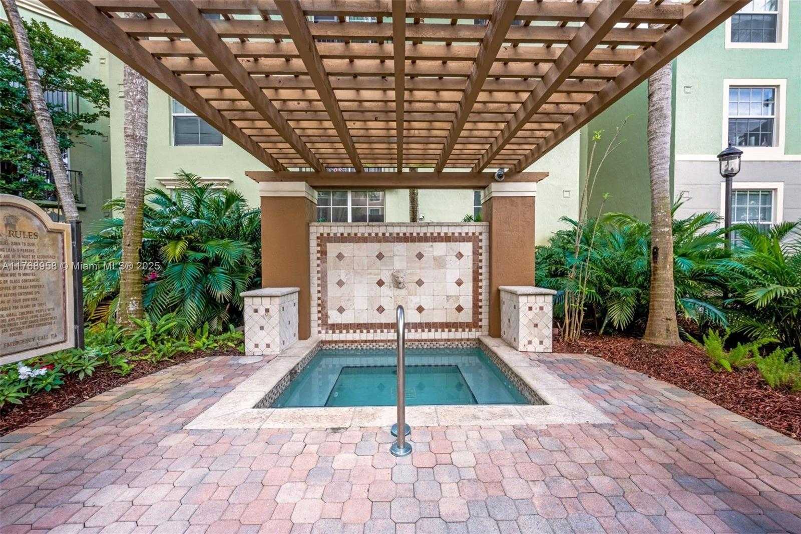 Small Image of 1900 VAN BUREN ST #106B, Hollywood Number 5