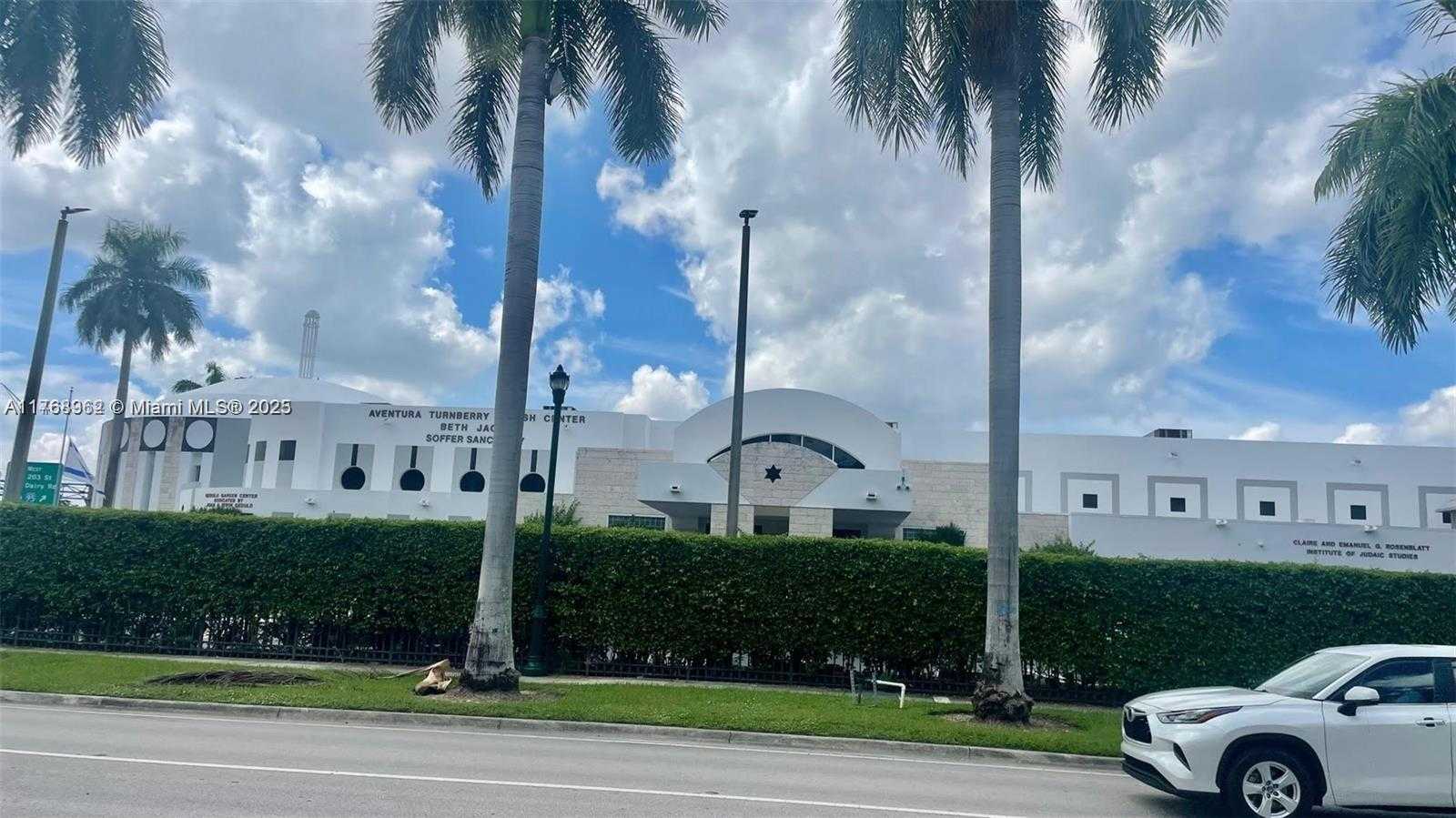 Small Image of 20381 NORTH EAST 30TH AVE #118-7, Aventura Number 26