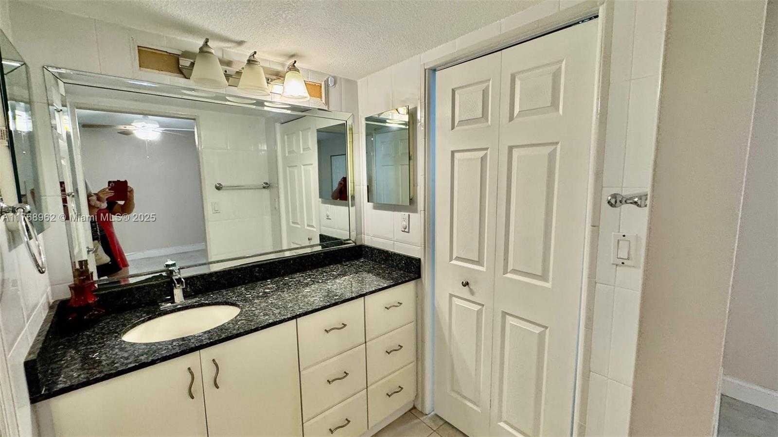 Small Image of 20381 NORTH EAST 30TH AVE #118-7, Aventura Number 31