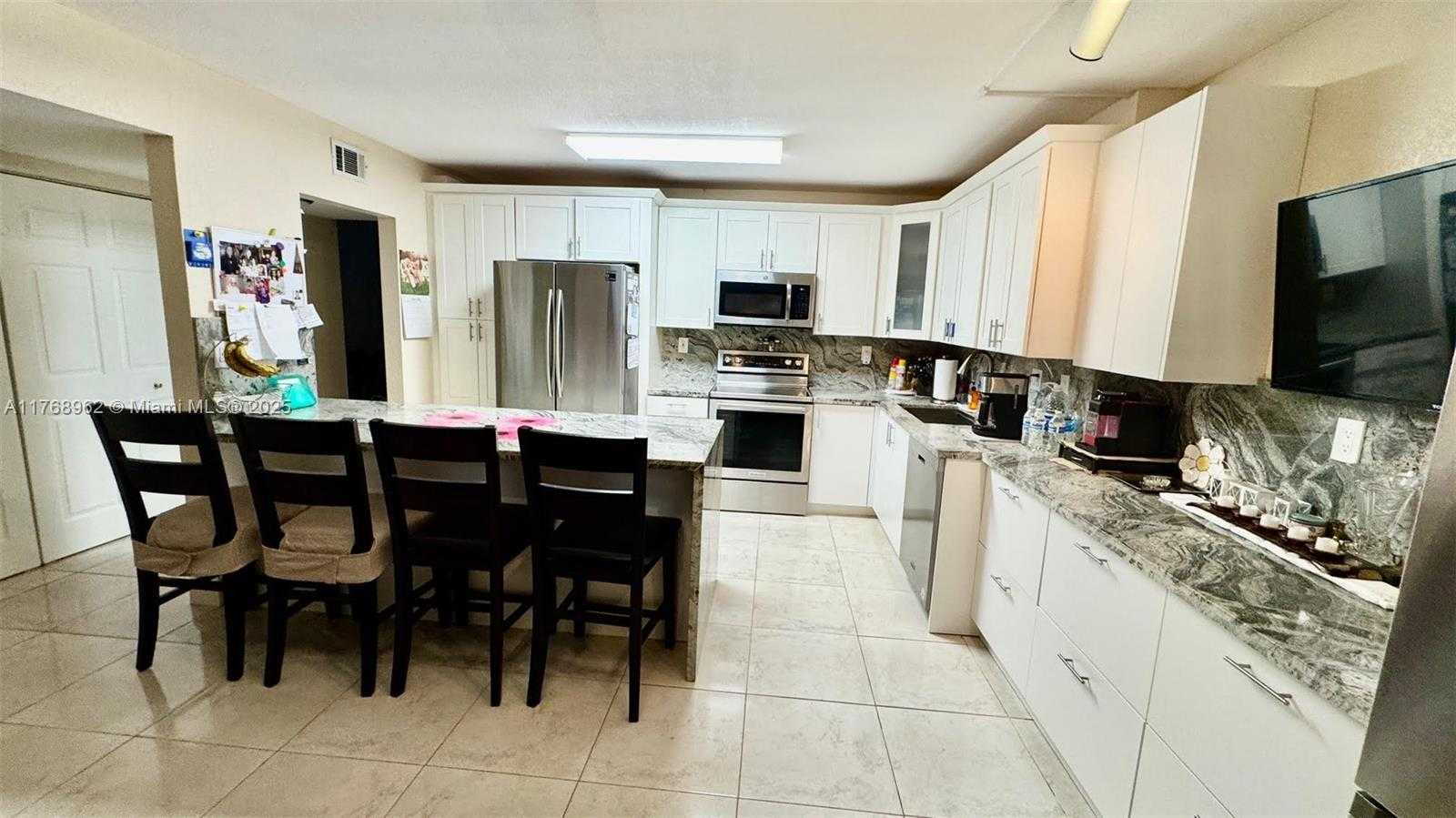 Small Image of 20381 NORTH EAST 30TH AVE #118-7, Aventura Number 9