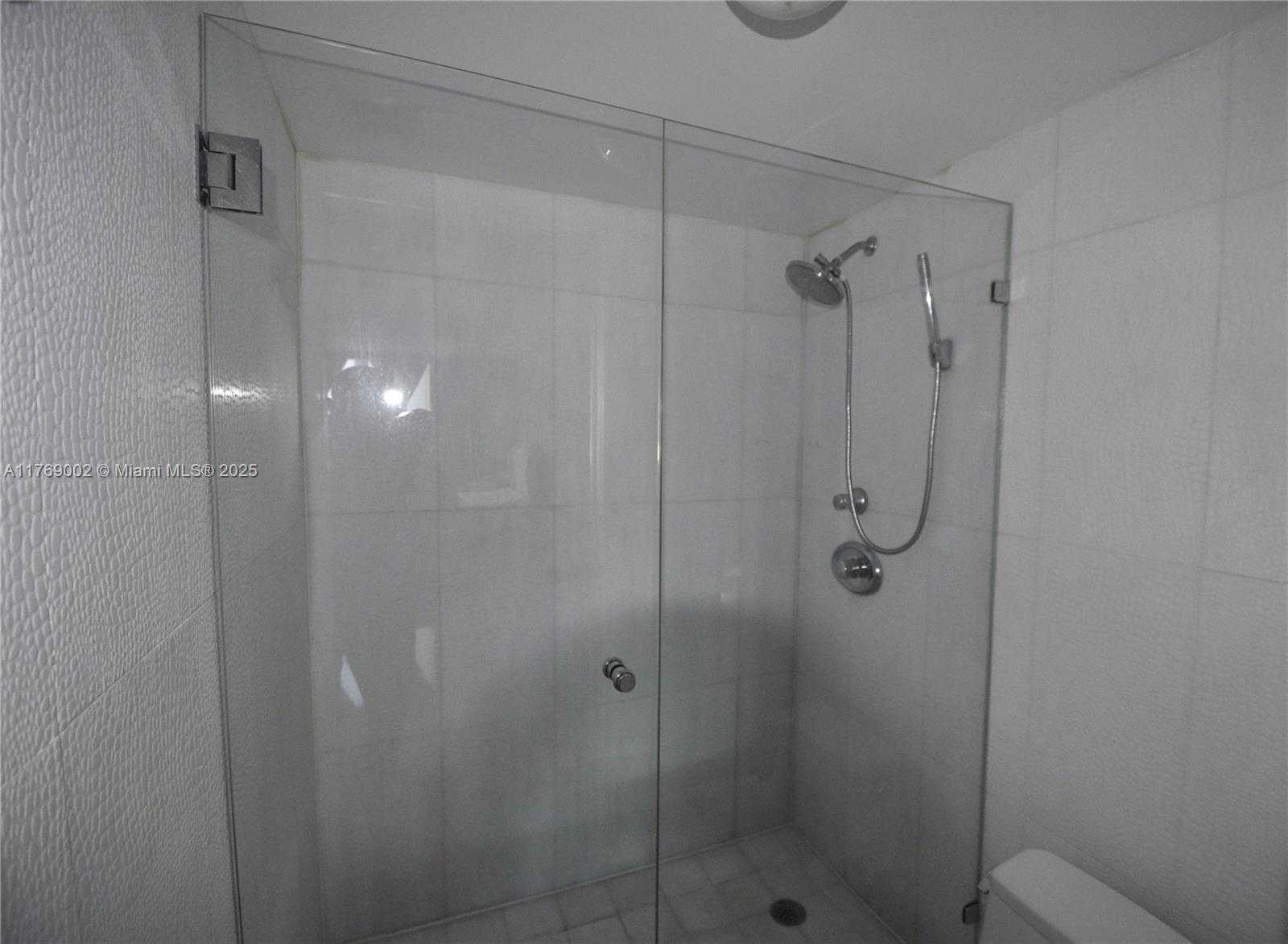 Small Image of 2030 SOUTH OCEAN DR #803, Hallandale Beach Number 21