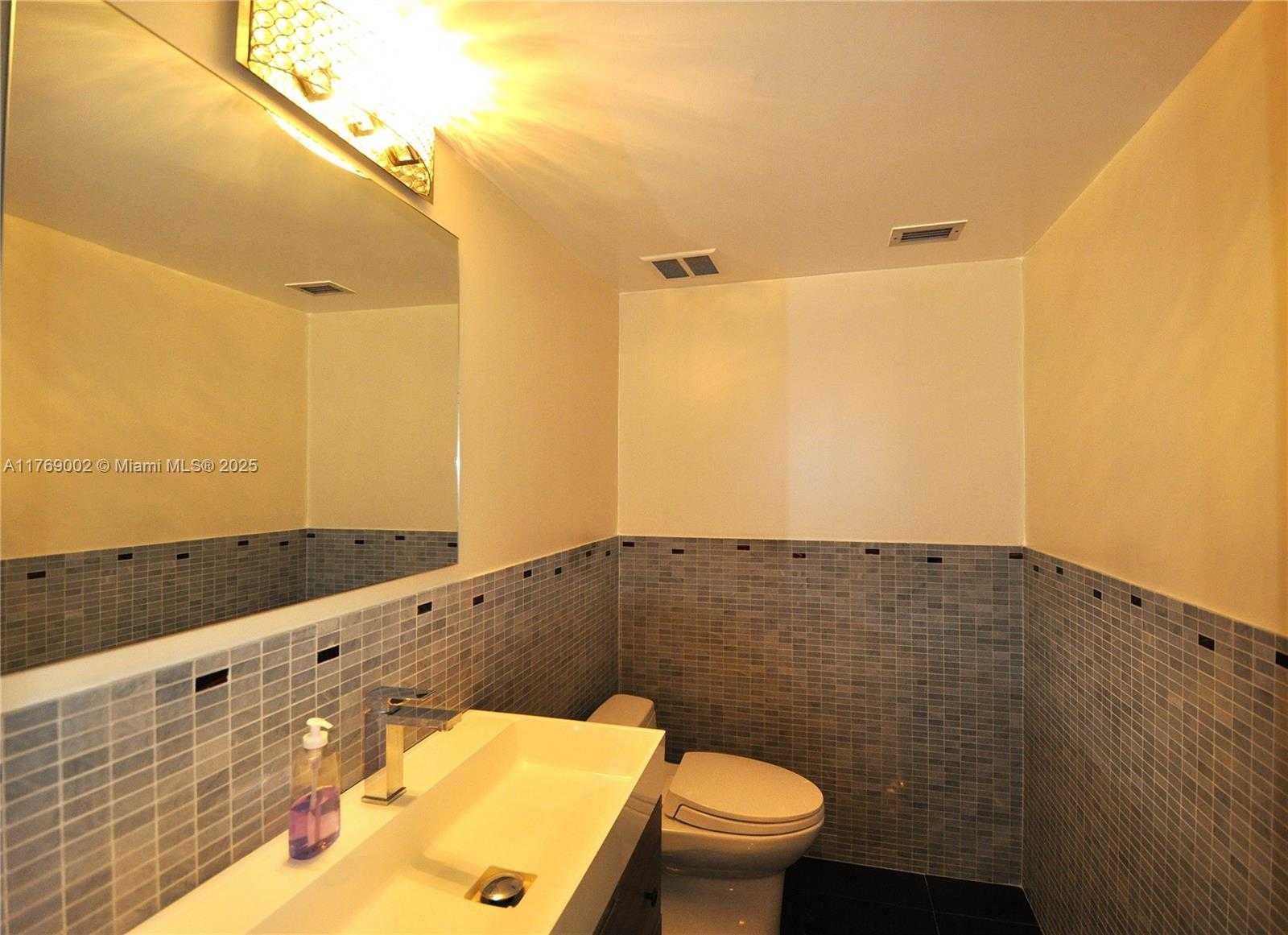 Small Image of 2030 SOUTH OCEAN DR #803, Hallandale Beach Number 7