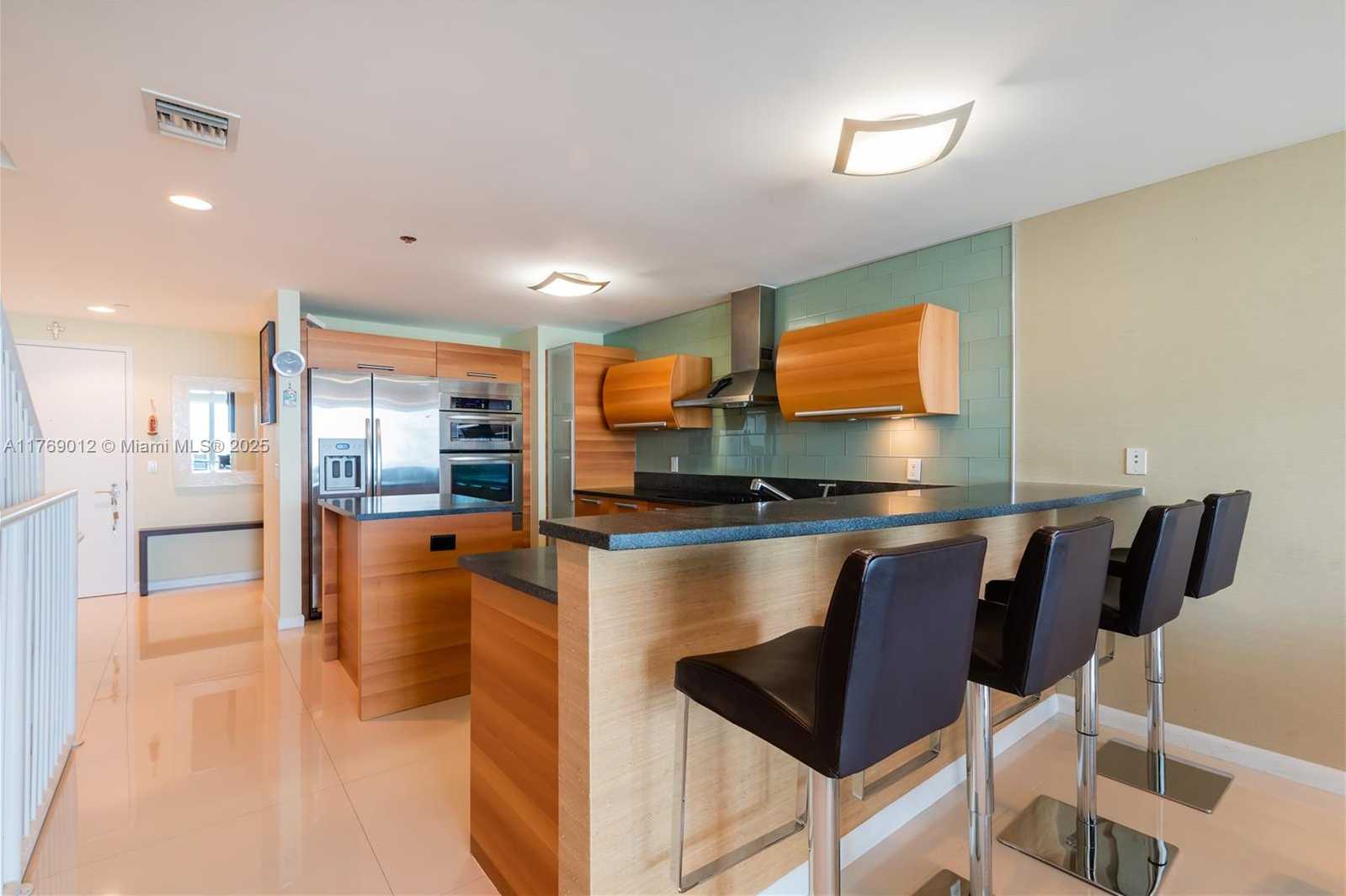 Small Image of 2950 NORTH EAST 188TH ST #504, Aventura Number 12