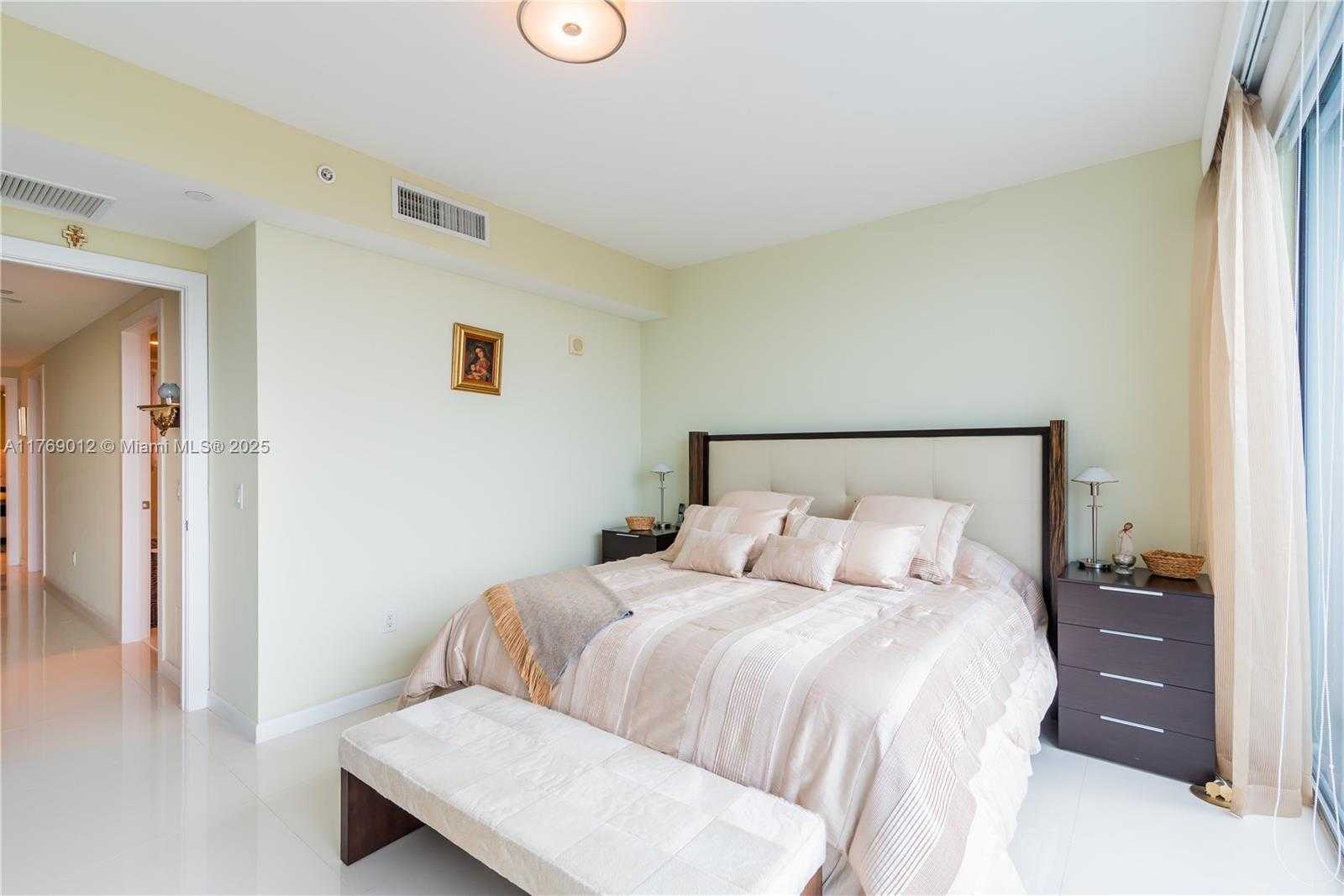 Small Image of 2950 NORTH EAST 188TH ST #504, Aventura Number 15