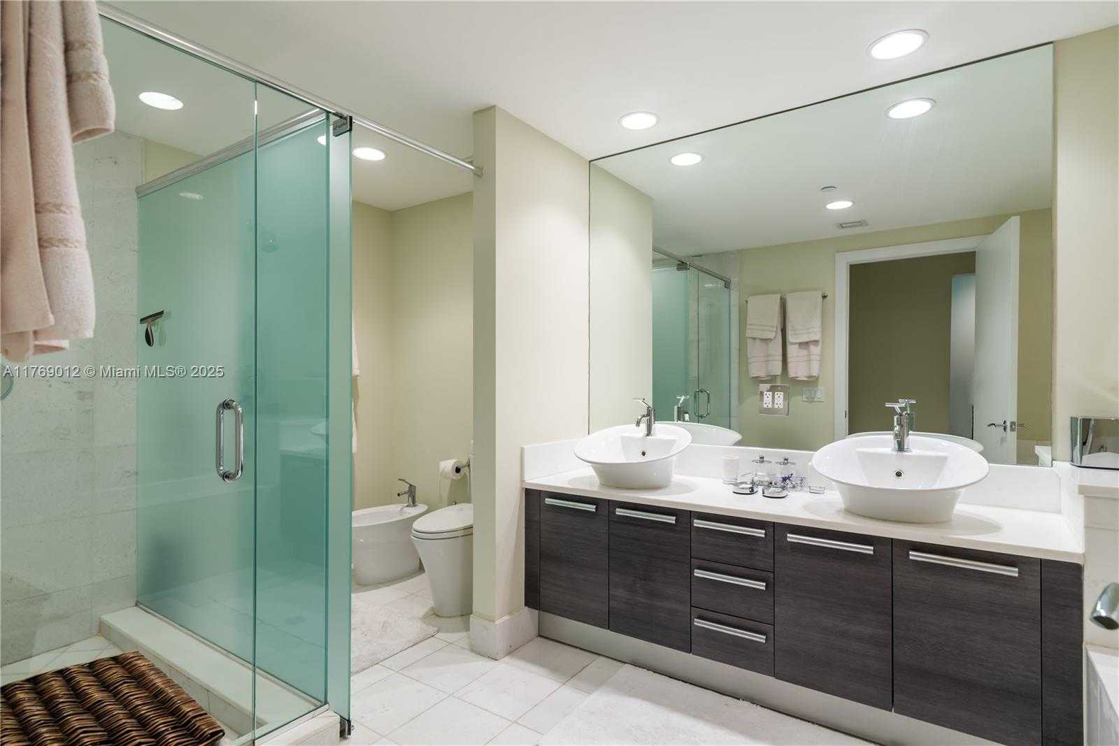 Small Image of 2950 NORTH EAST 188TH ST #504, Aventura Number 18