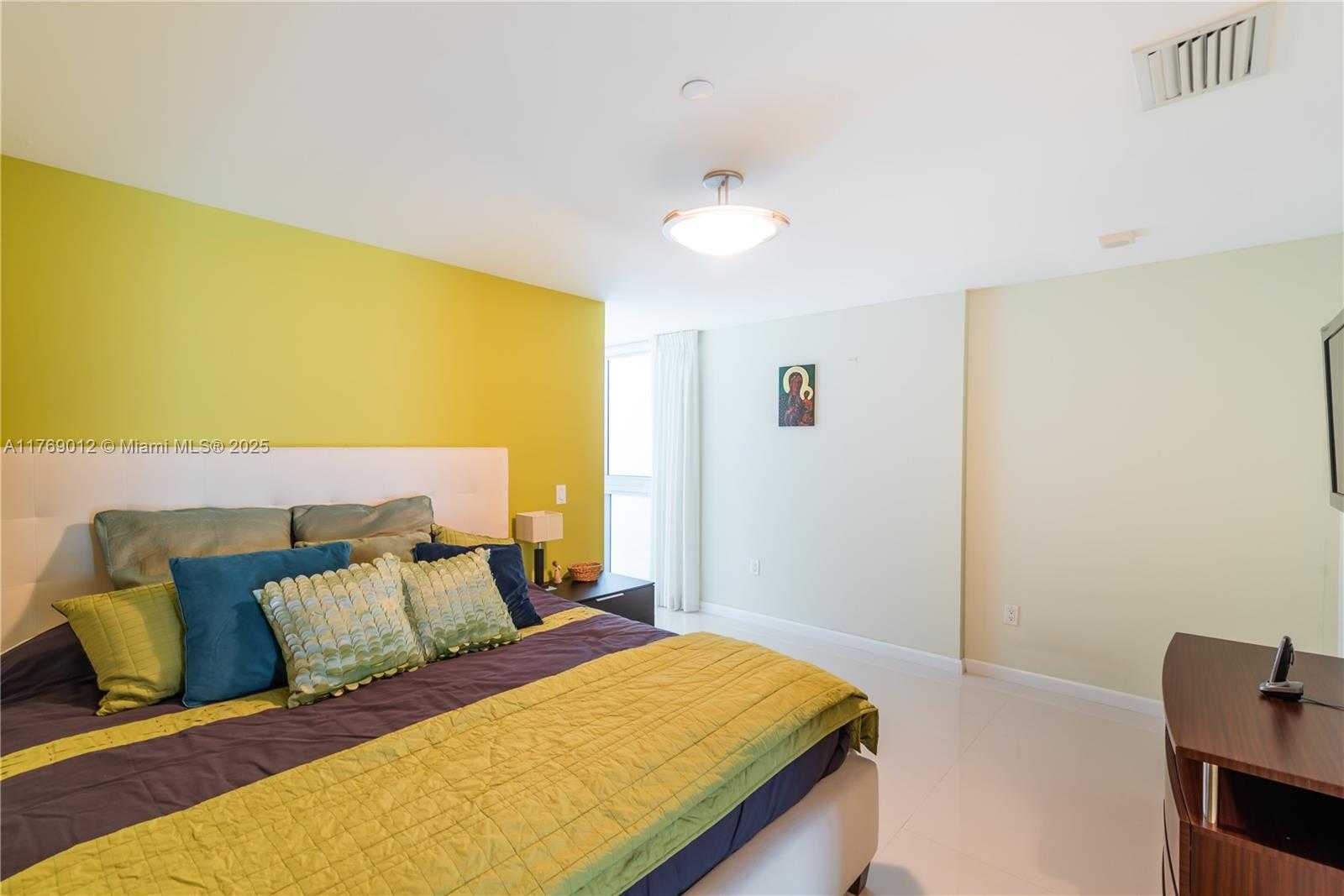 Small Image of 2950 NORTH EAST 188TH ST #504, Aventura Number 30
