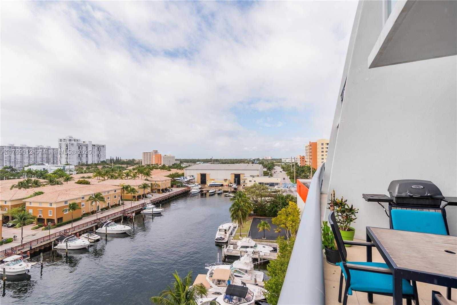 Small Image of 2950 NORTH EAST 188TH ST #504, Aventura Number 31