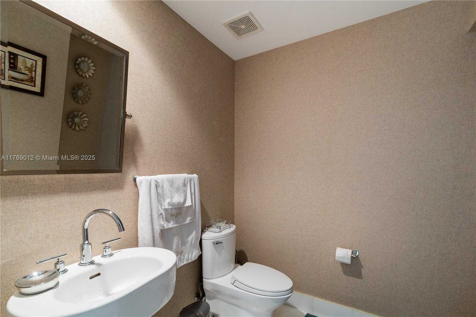 Small Image of 2950 NORTH EAST 188TH ST #504, Aventura Number 33