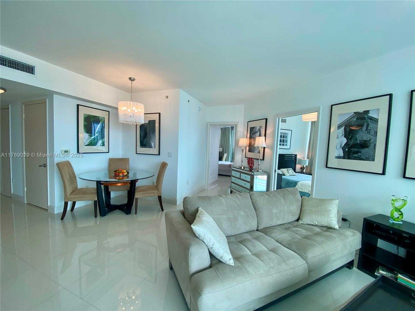Small Image of 350 SOUTH MIAMI AVE #3813, Miami Number 17