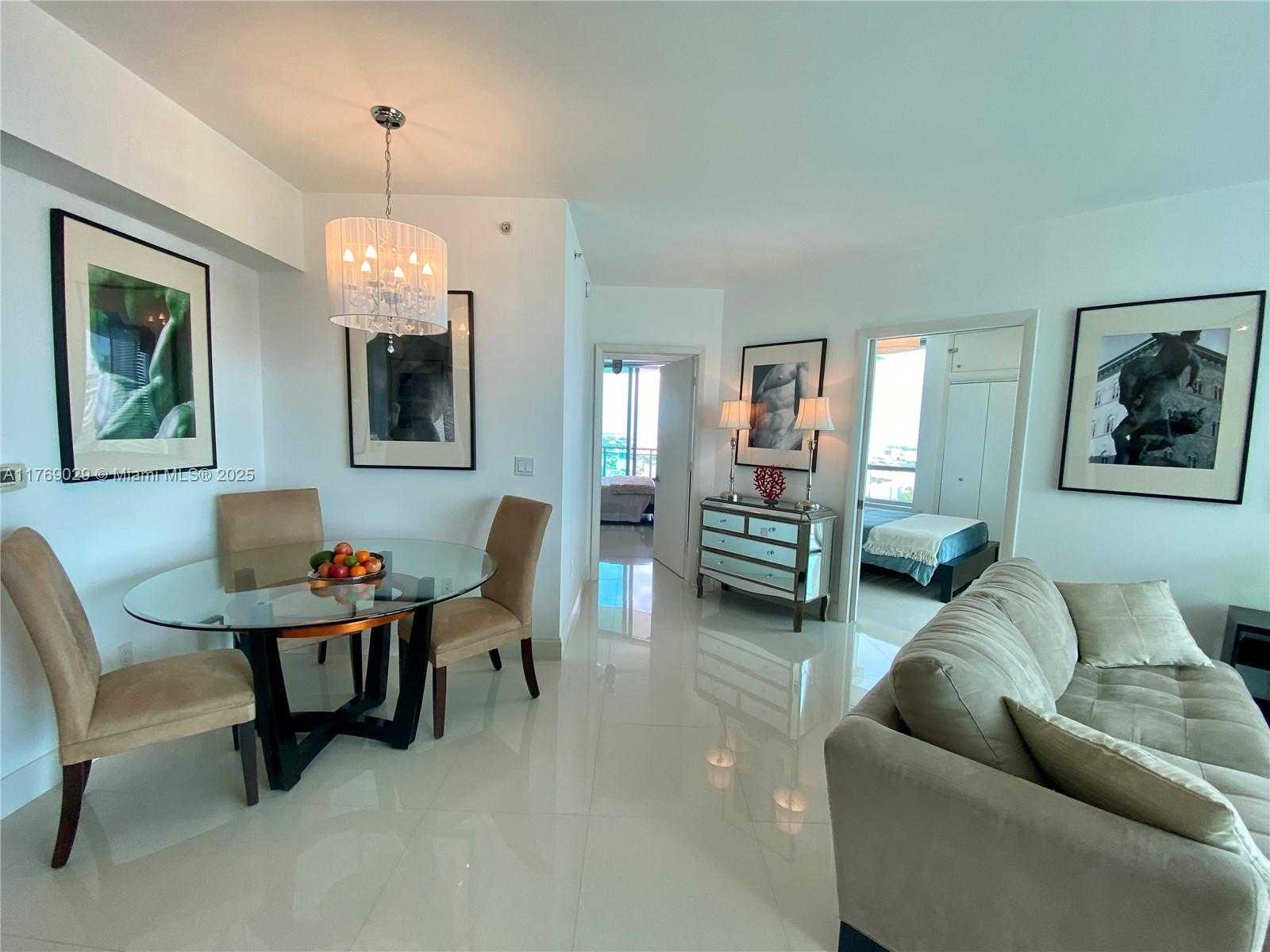 Small Image of 350 SOUTH MIAMI AVE #3813, Miami Number 18