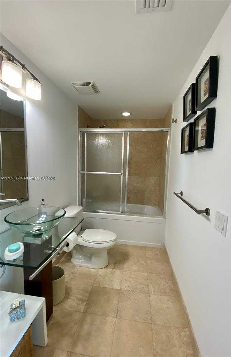 Small Image of 350 SOUTH MIAMI AVE #3813, Miami Number 30