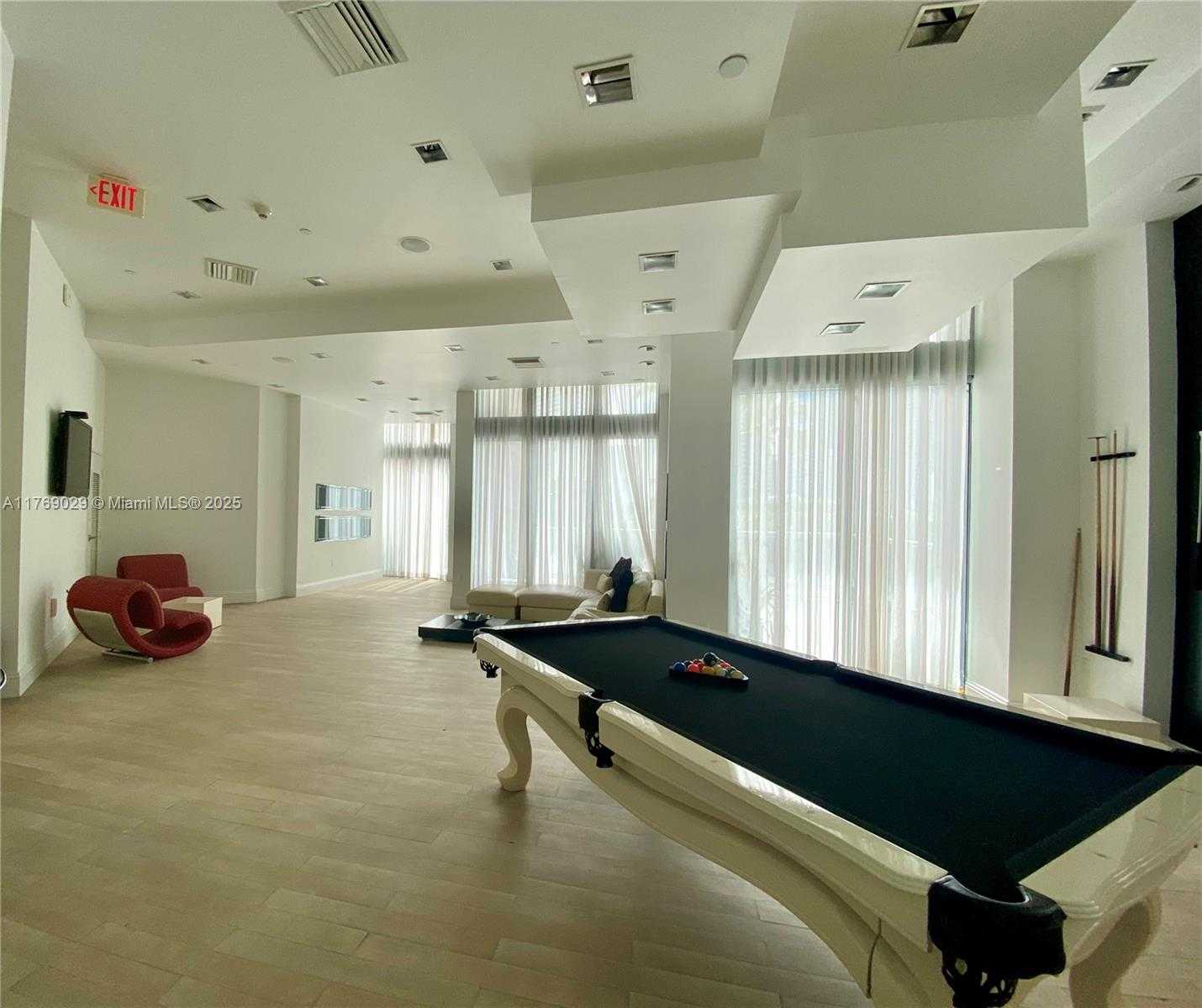 Small Image of 350 SOUTH MIAMI AVE #3813, Miami Number 35