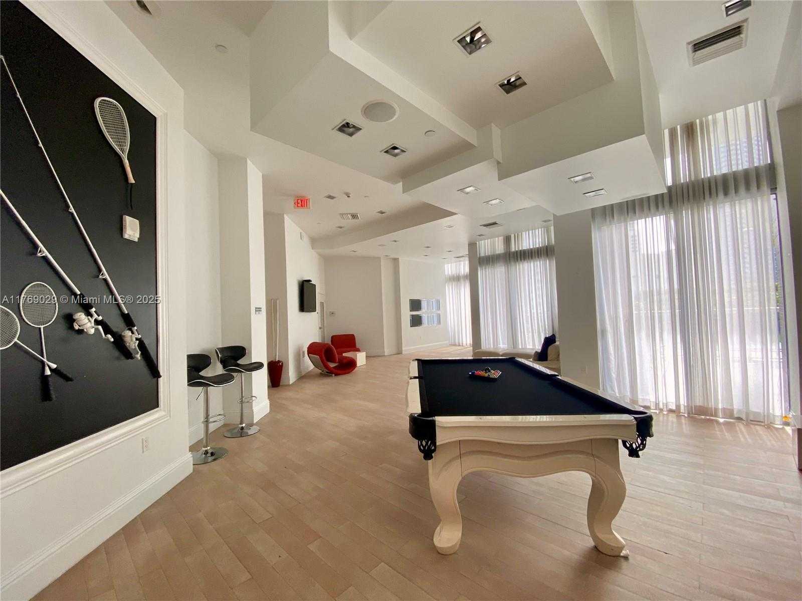 Small Image of 350 SOUTH MIAMI AVE #3813, Miami Number 36
