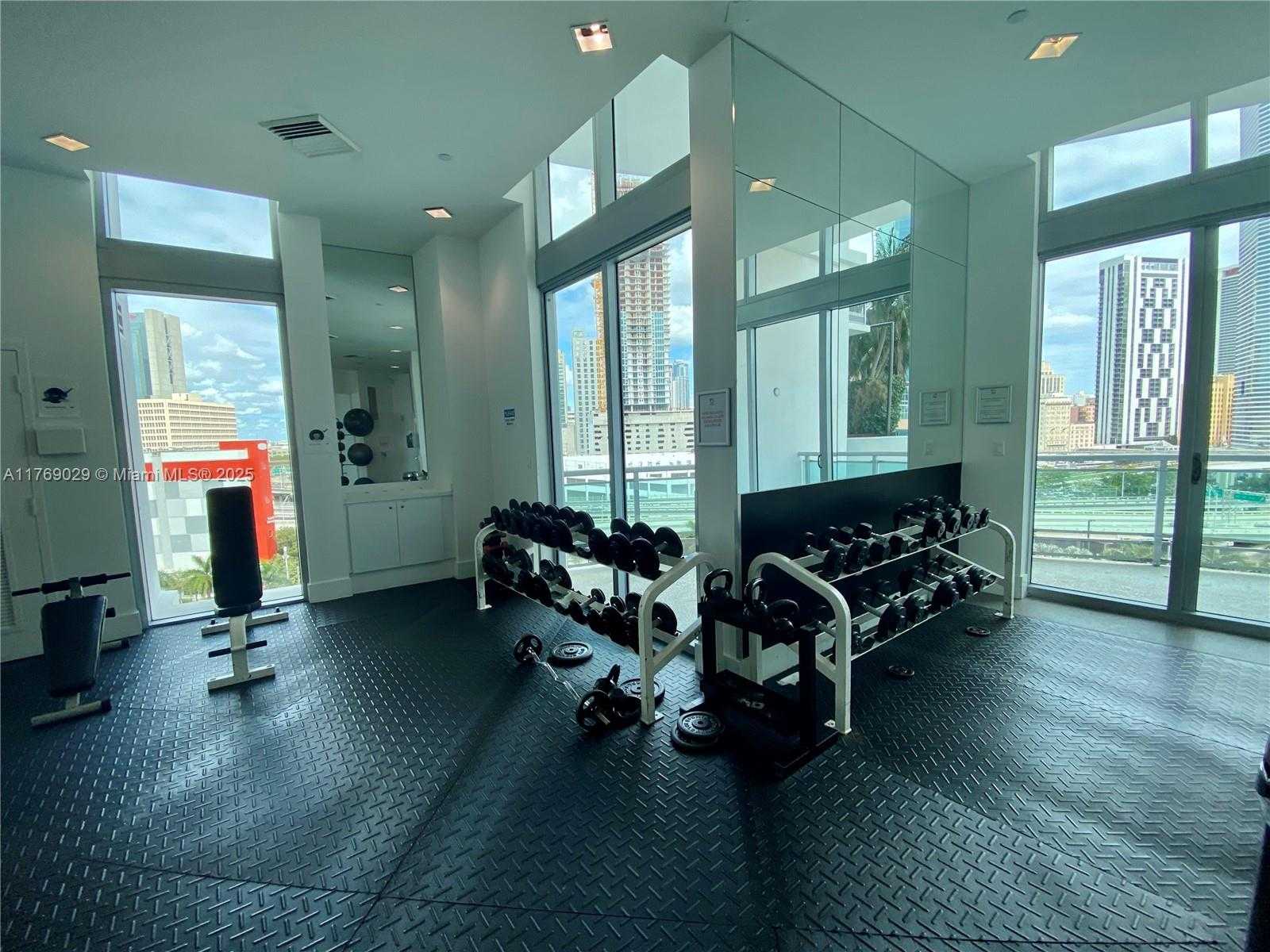 Small Image of 350 SOUTH MIAMI AVE #3813, Miami Number 44