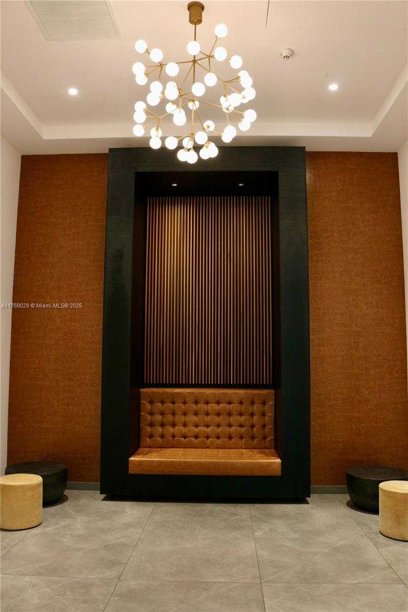 Small Image of 350 SOUTH MIAMI AVE #3813, Miami Number 57