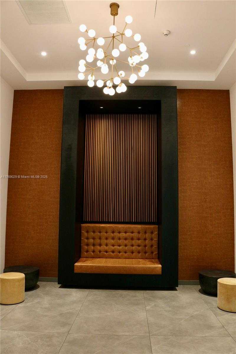 Small Image of 350 SOUTH MIAMI AVE #3813, Miami Number 58