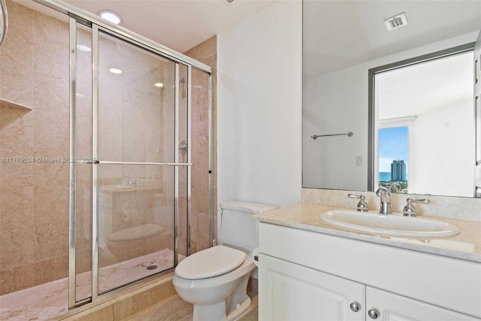 Small Image of 3370 HIDDEN BAY DR #2307, Aventura Number 13