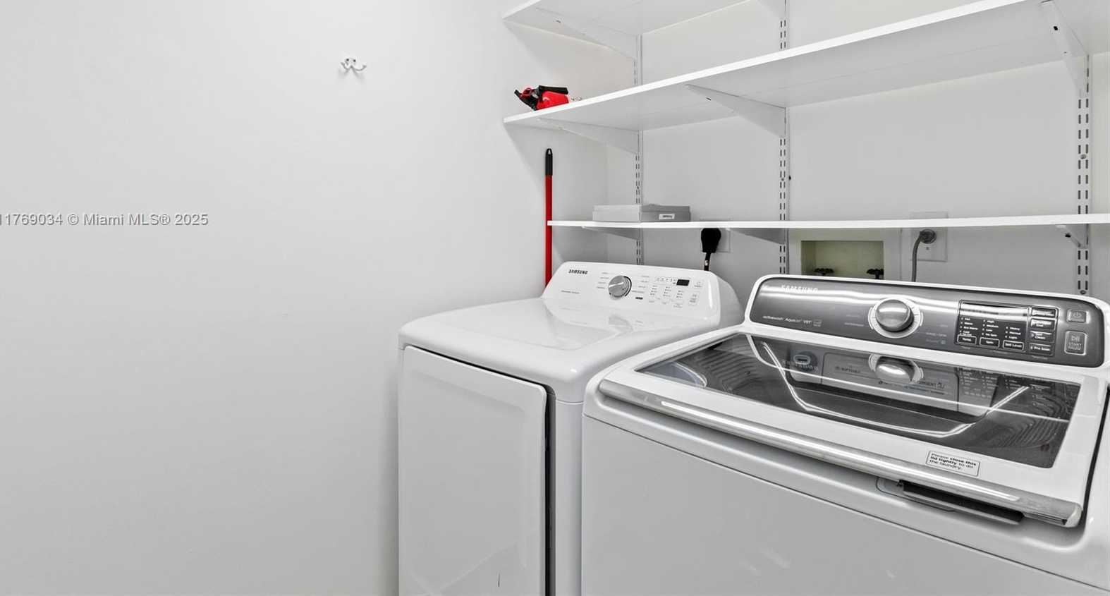 Small Image of 3370 HIDDEN BAY DR #2307, Aventura Number 18