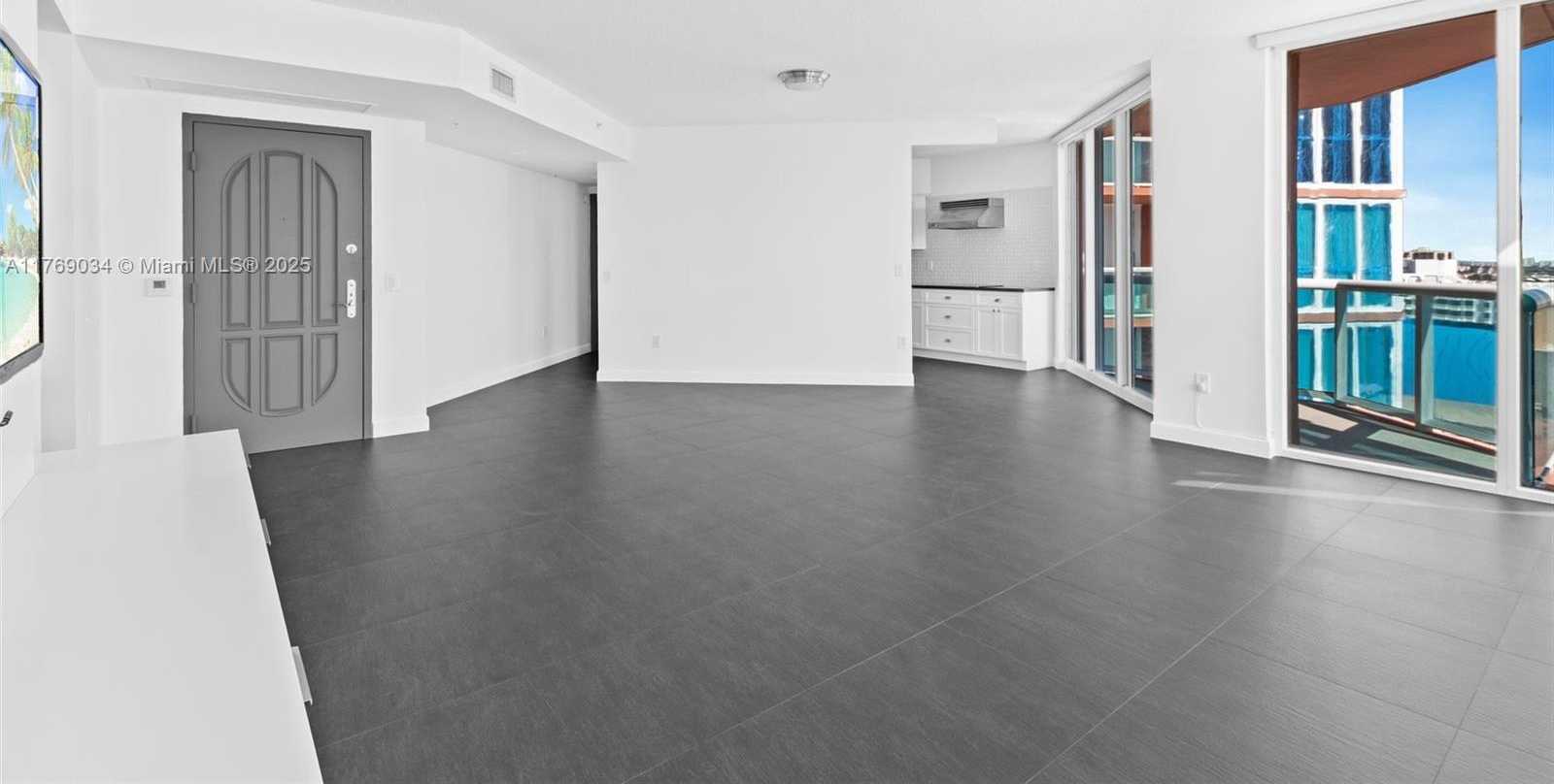 Small Image of 3370 HIDDEN BAY DR #2307, Aventura Number 4