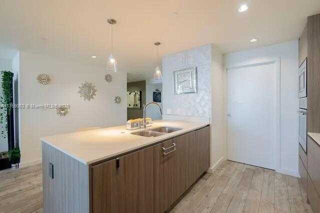 Small Image of 600 NORTH EAST 27TH ST #2103, Miami Number 10