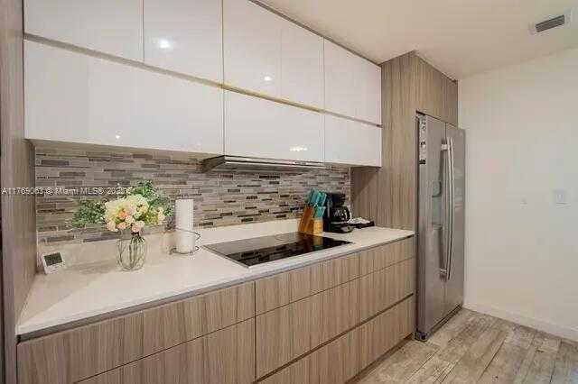 Small Image of 600 NORTH EAST 27TH ST #2103, Miami Number 11