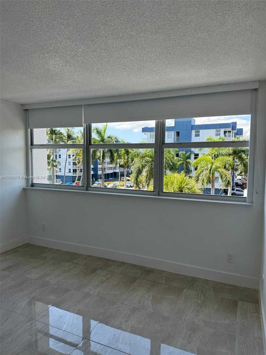 Small Image of 16546 NORTH EAST 26TH AVE #4J, North Miami Beach Number 13
