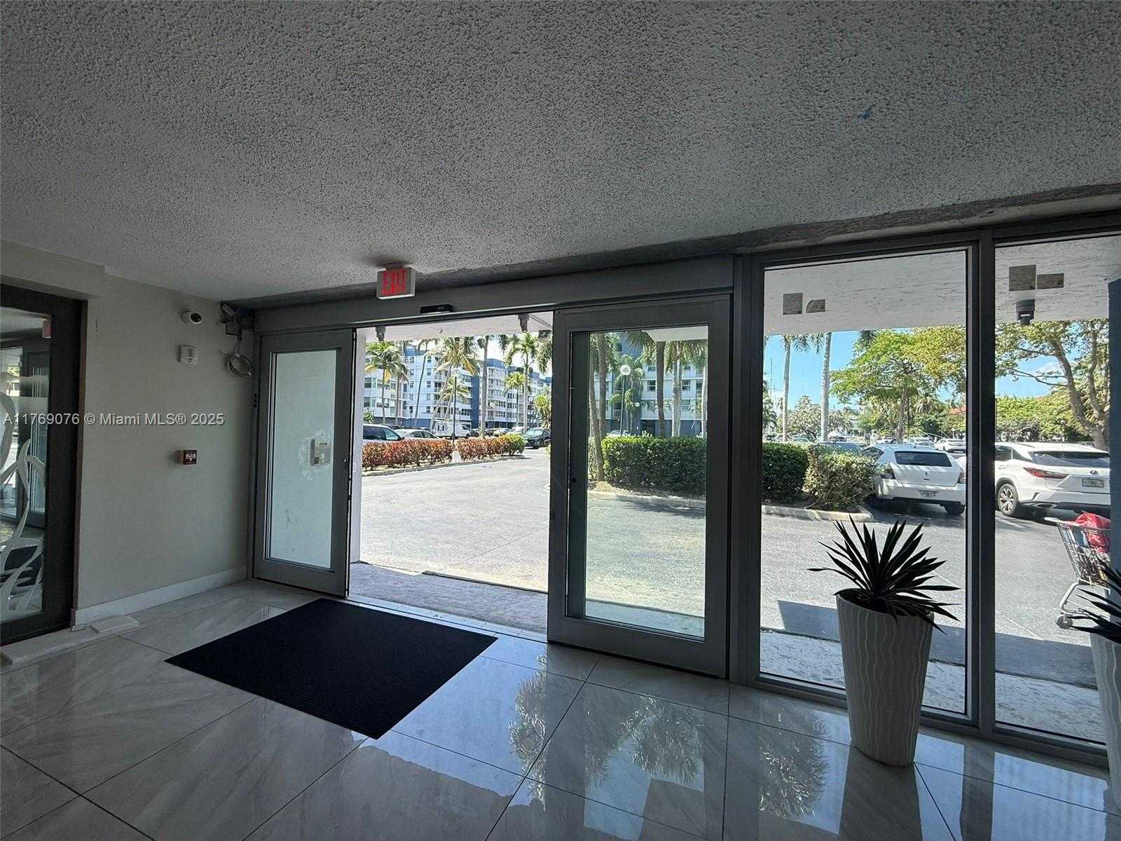 Small Image of 16546 NORTH EAST 26TH AVE #4J, North Miami Beach Number 19